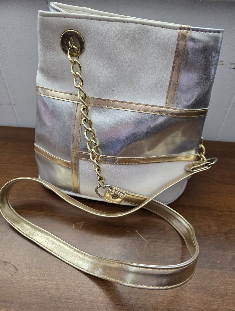Vintage 80s 90s Disco Tricolor Bucket White Gold Metallic Bag Elvis Luxury Y2K